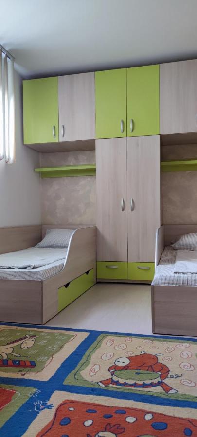 Hysteria Central Flat Oradea Exterior photo